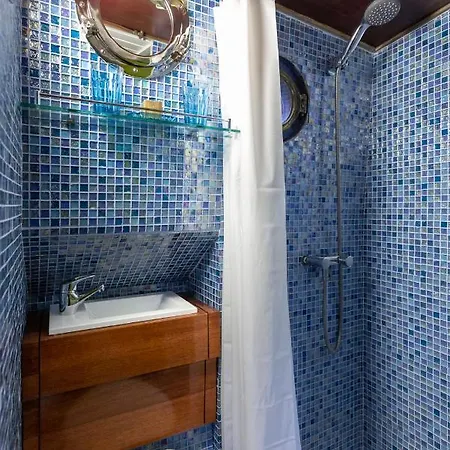 B&B Bateau Peniche Au Coeur De 릴