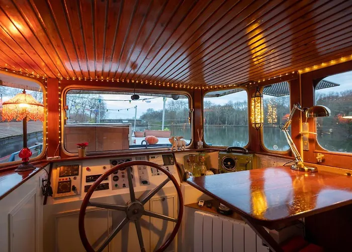 Bed & Breakfast Bateau Peniche Au Coeur De